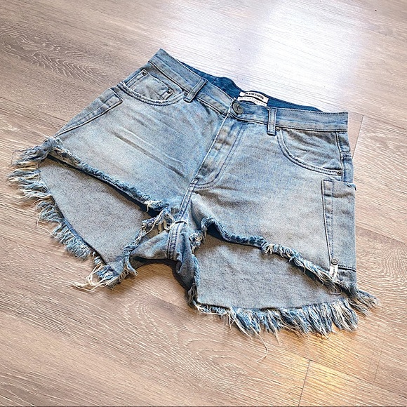 ONE TEASPOON (NWOT) - Bonita Jean Shorts - Size 29 - Picture 16 of 16